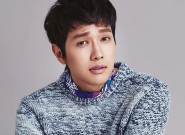 Ji Hyun Woo